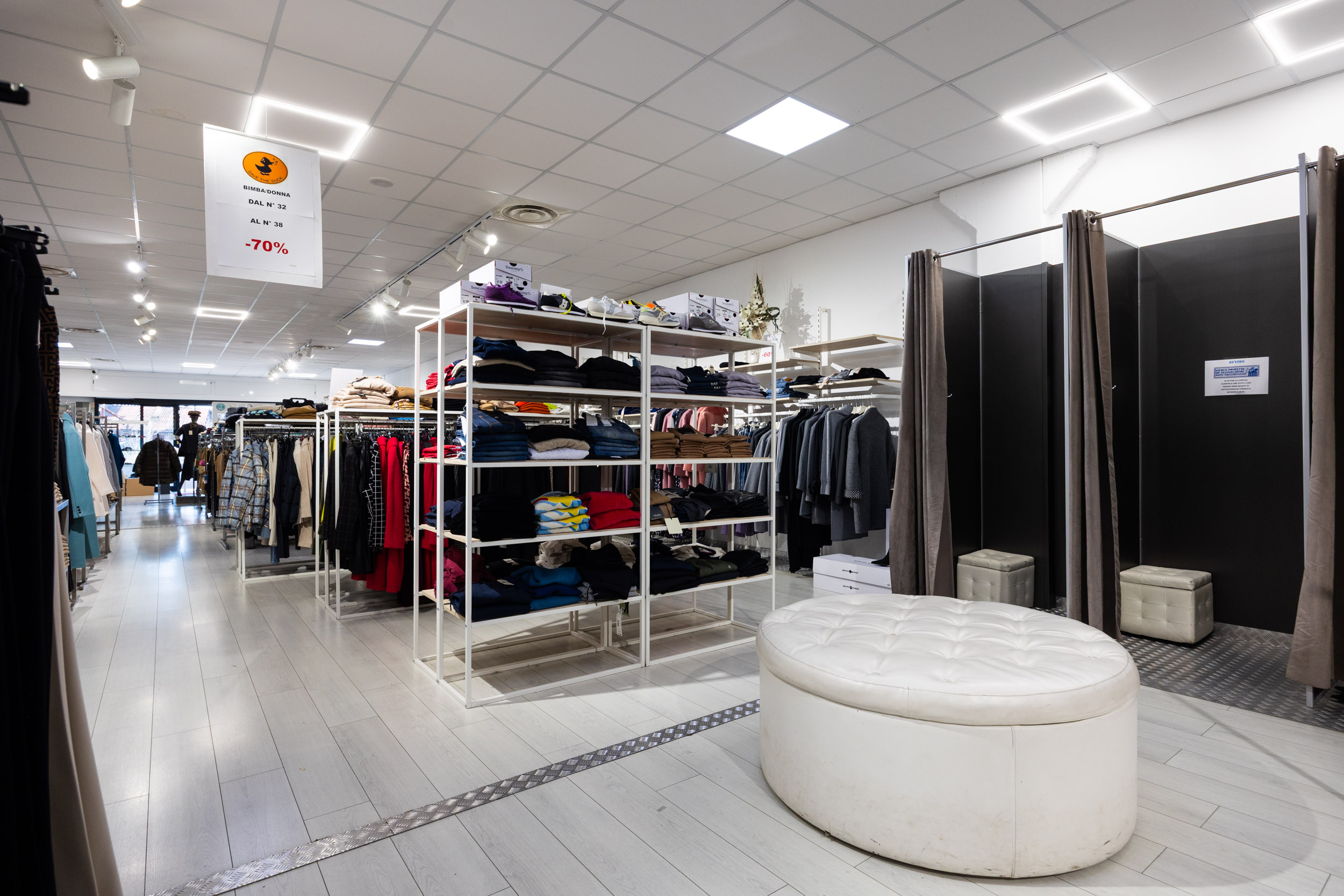 IN-OUT Outlet Ciampino - Accessori