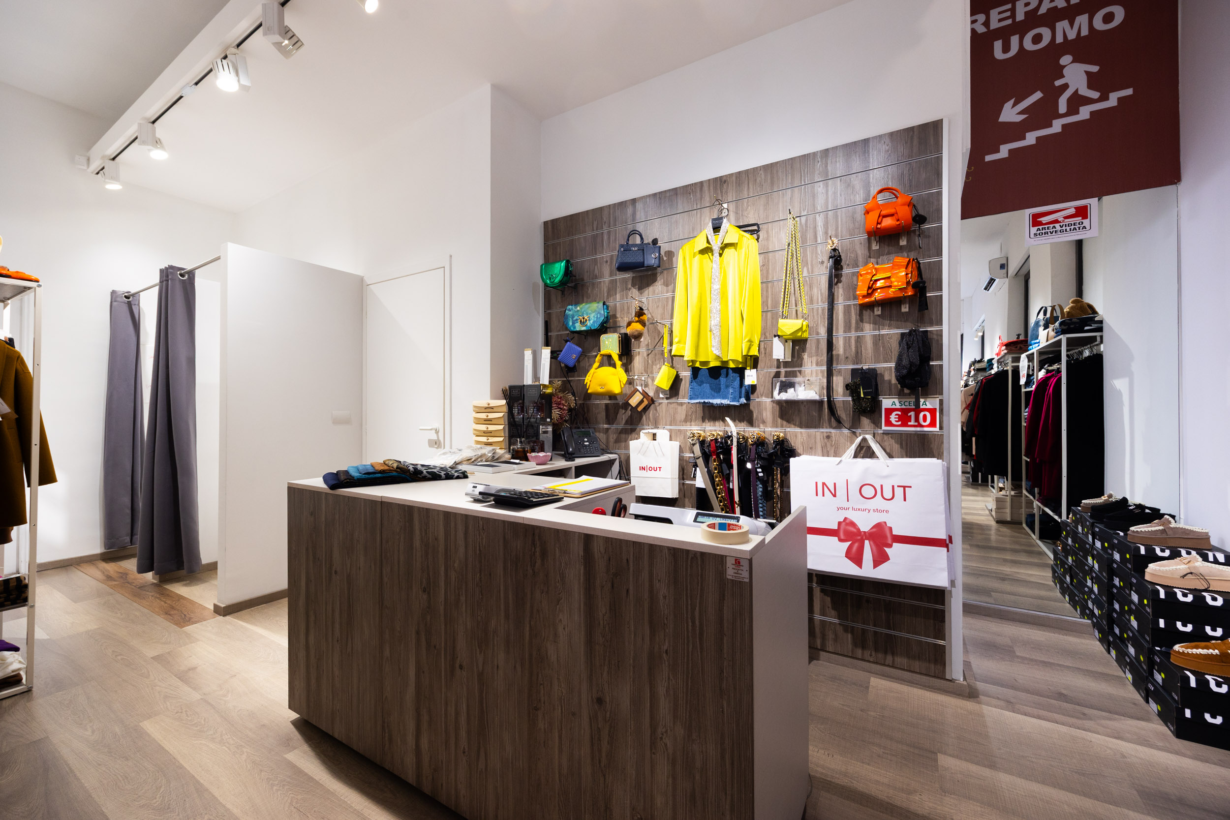 IN-OUT Outlet Roma Boccea - Interni piumini