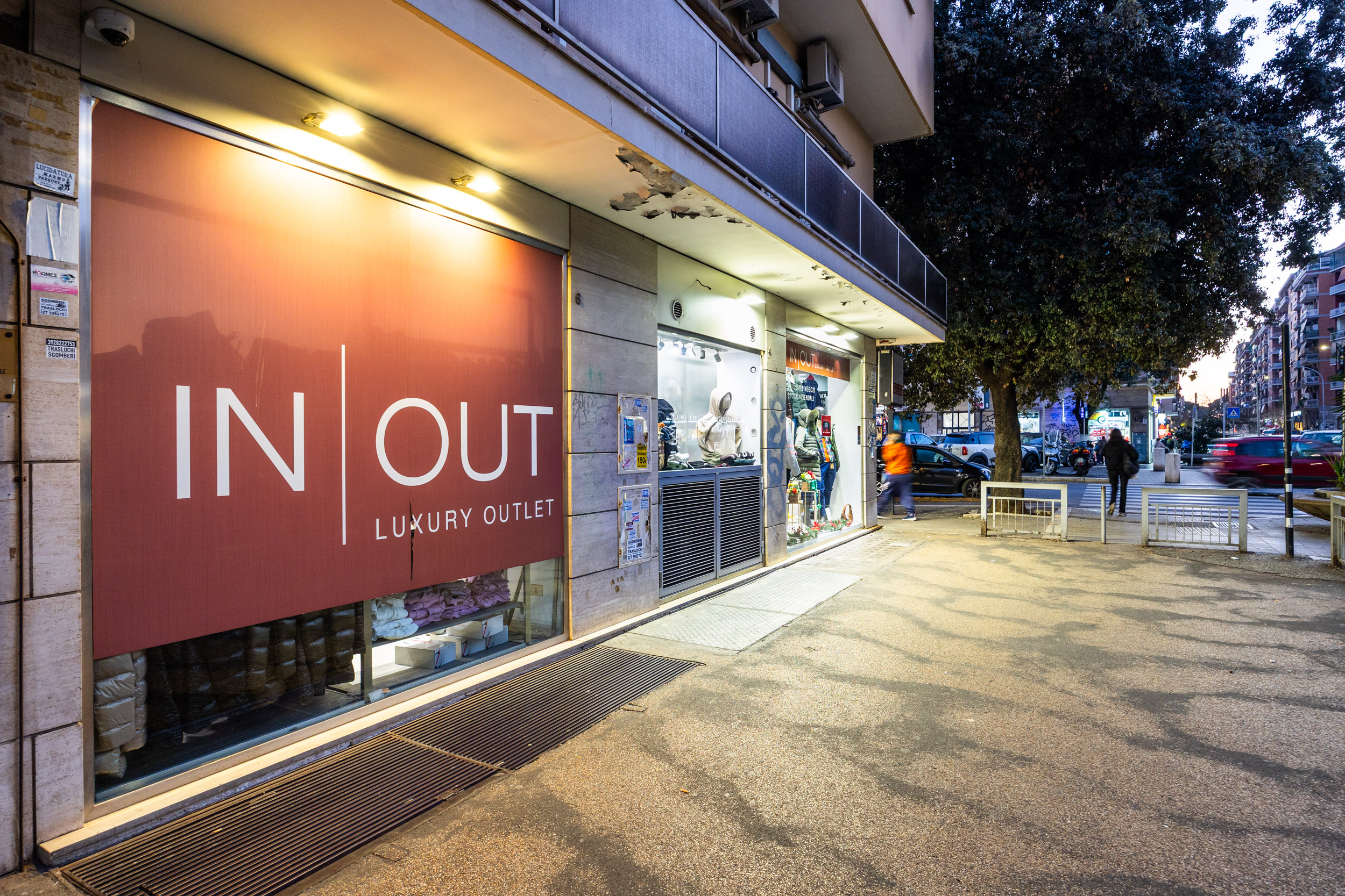 IN-OUT Outlet Roma Tuscolana - Interni piumini